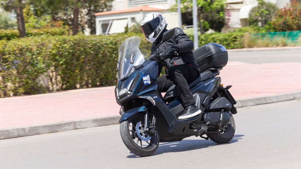 Kymco Skytown 125 – Test